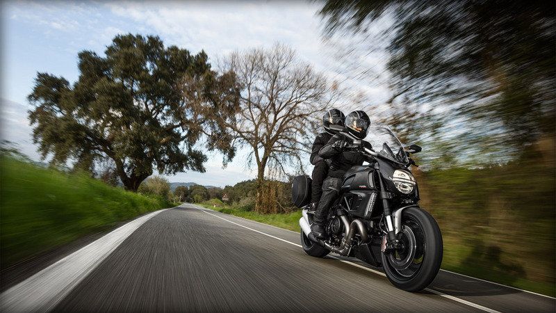 Ducati Diavel Carbon 2014