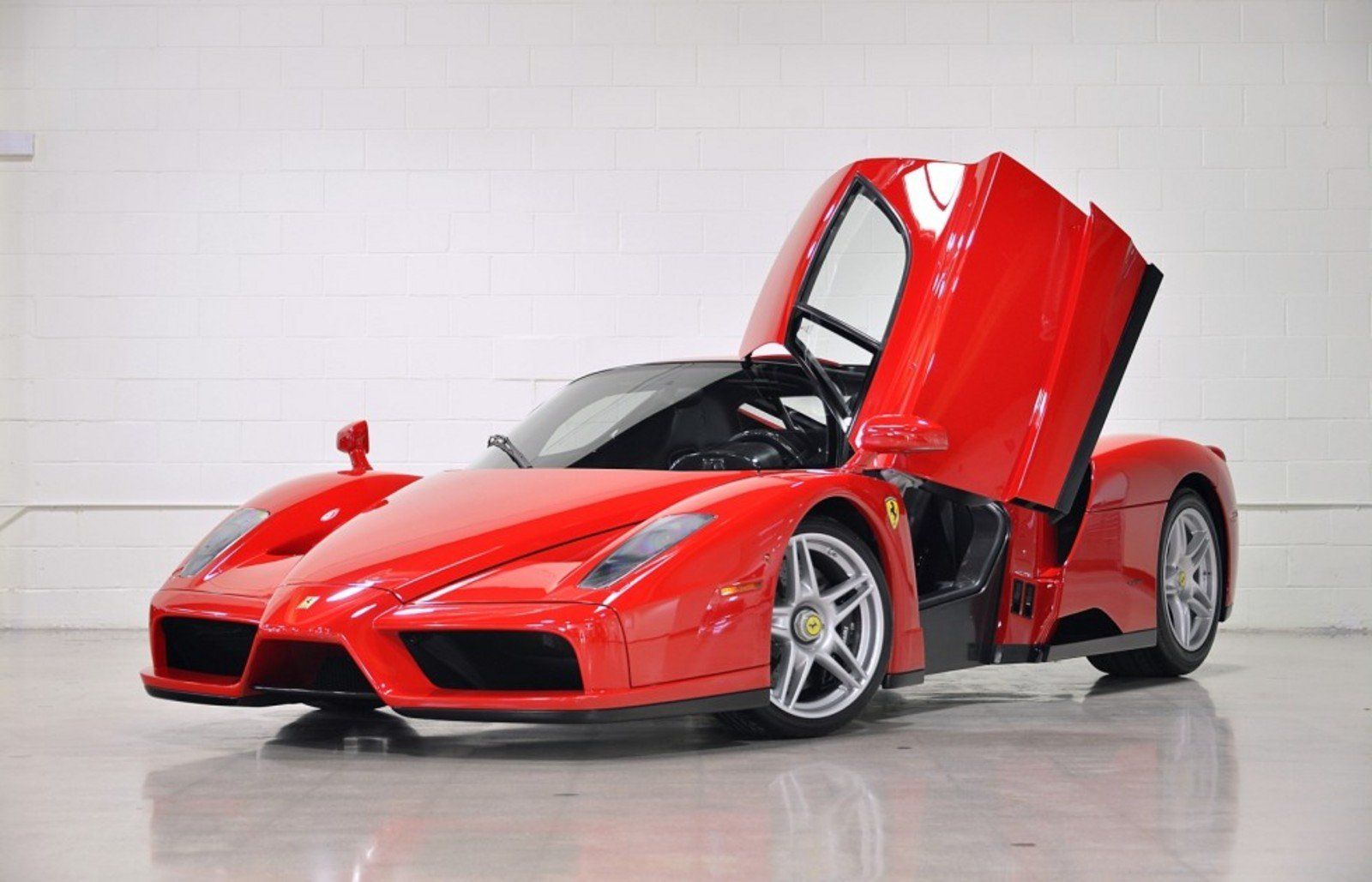 Ferrari Enzo 2016