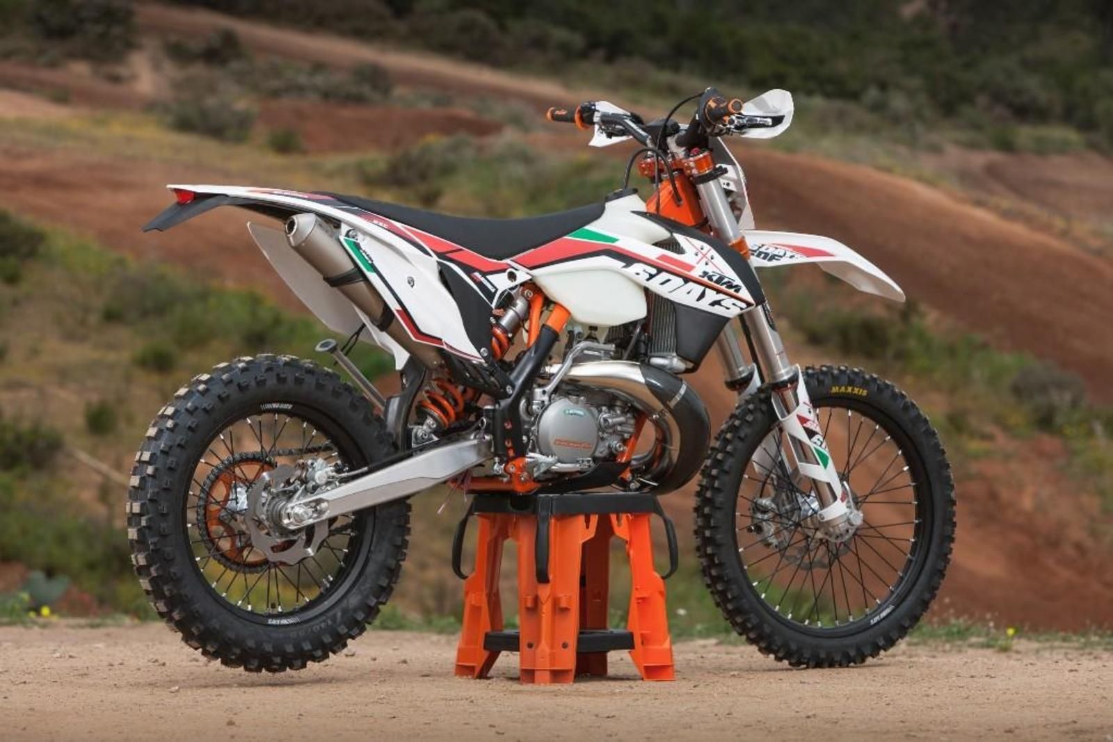 KTM EXC Модельный год