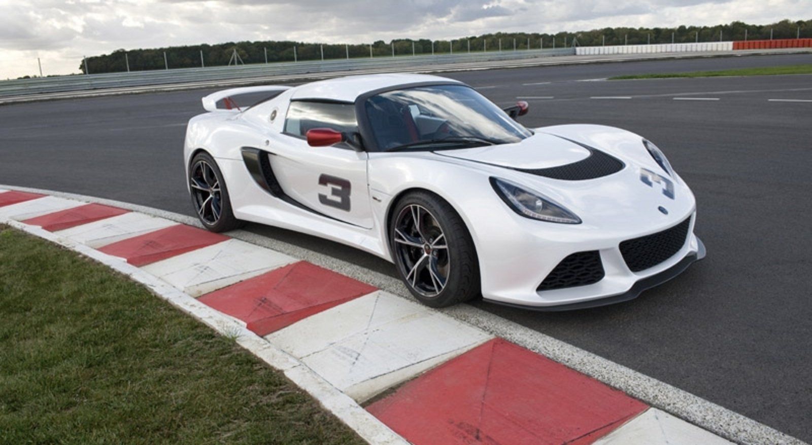 Лотус exige 2012 r gt