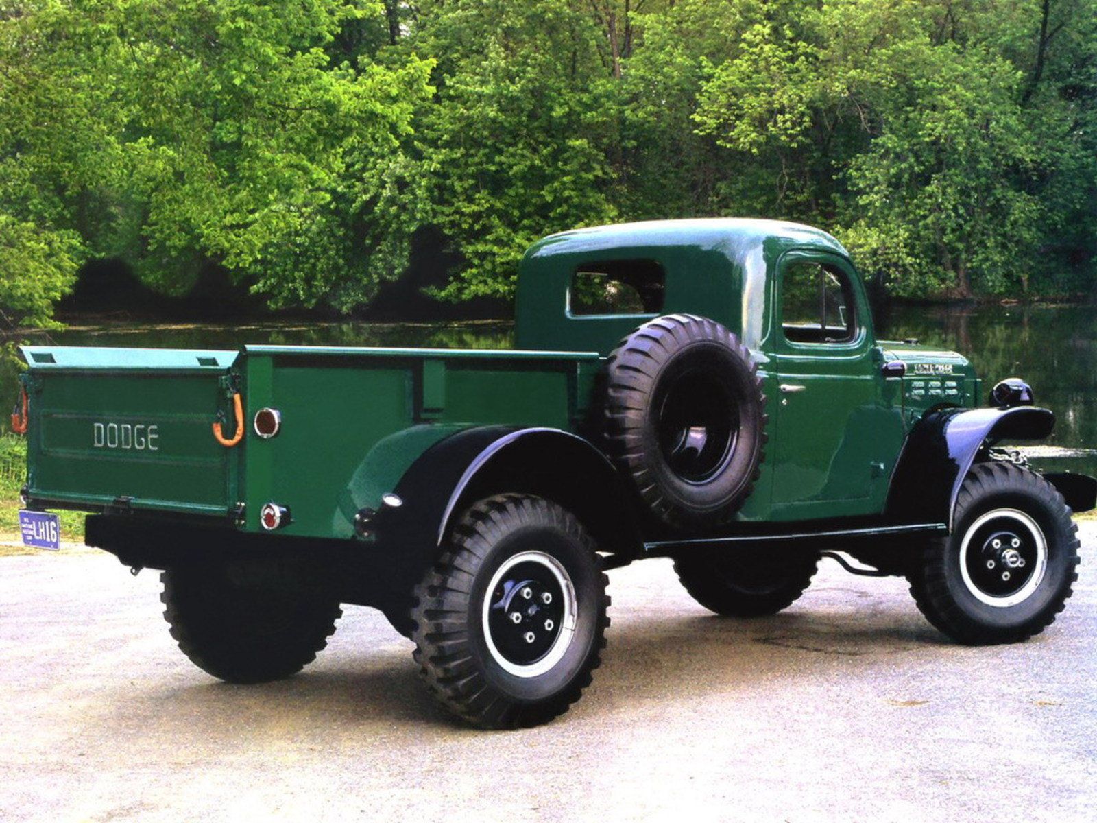 Dodge Power Wagon 1946