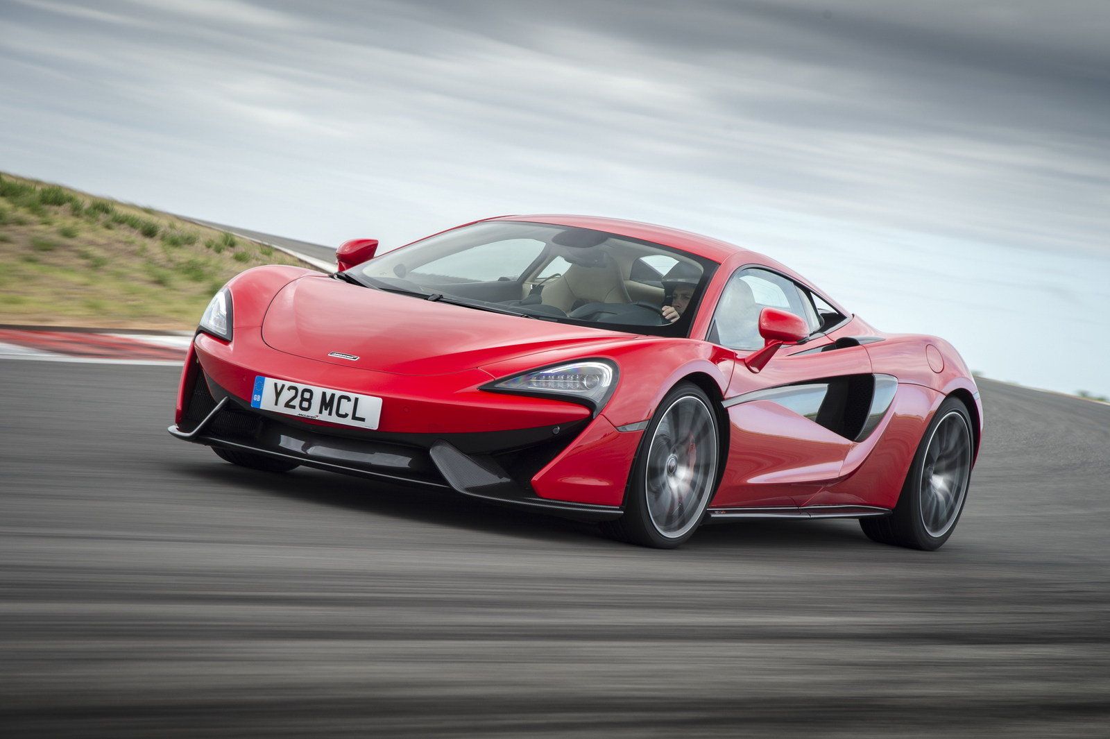 MCLAREN 570s 2015 Supercar