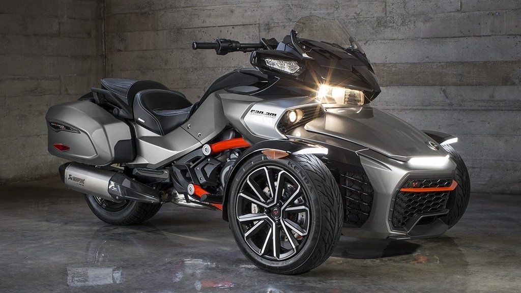 Трицикл can am Spyder RSS