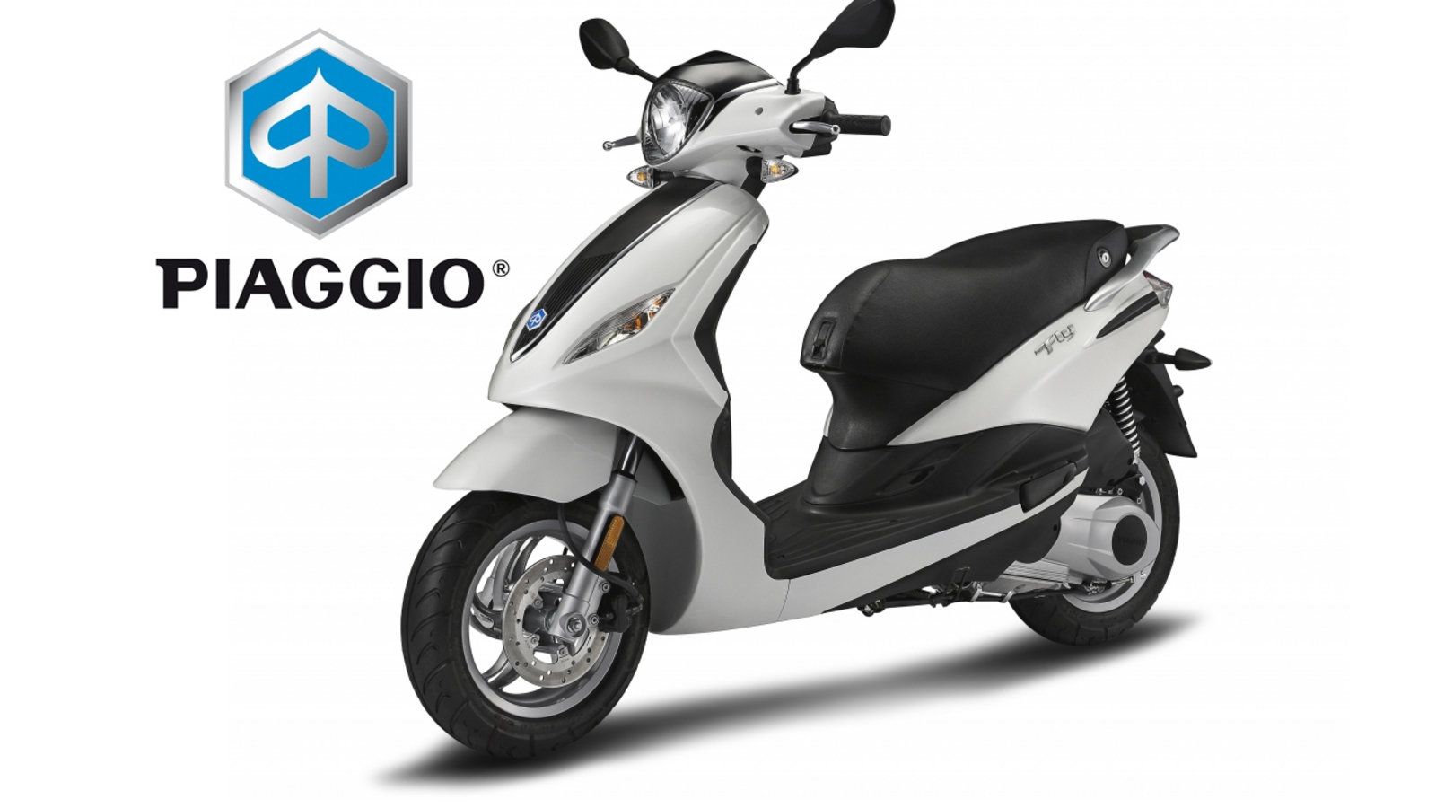 Итальянский трехколесный скутер Piaggio