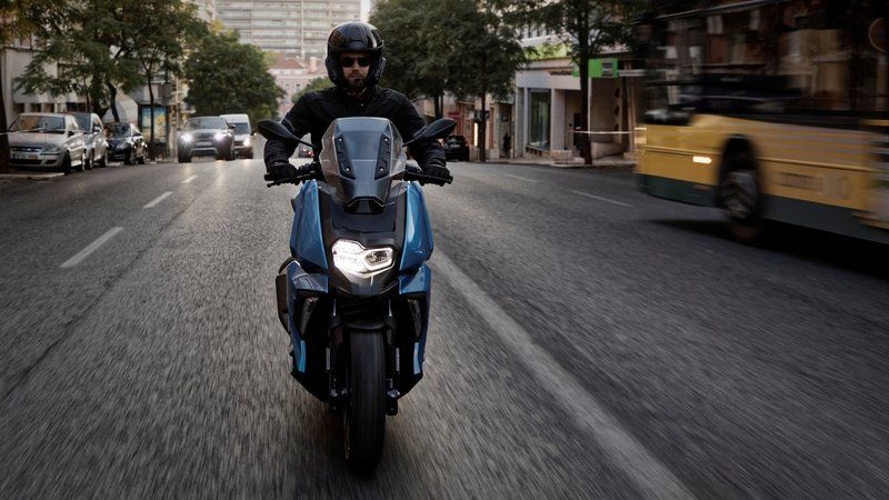 Мотороллер BMW c400x