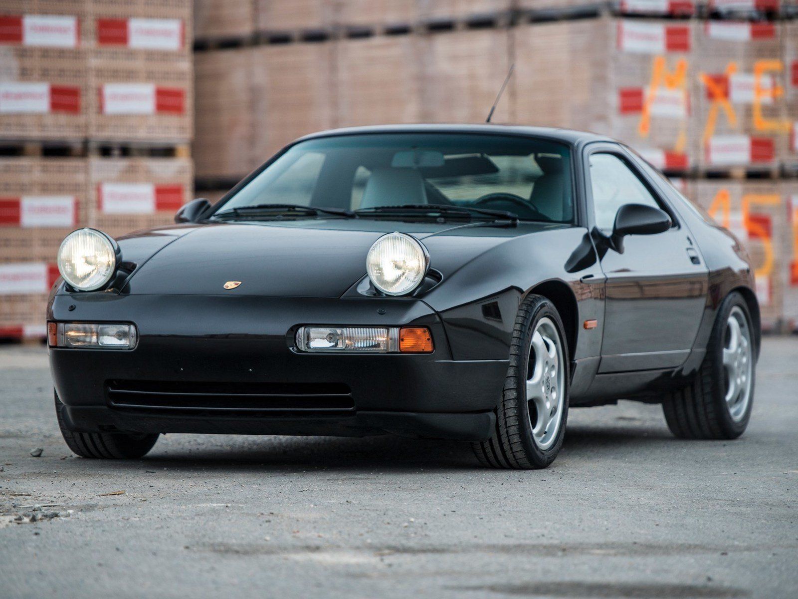 Porsche 928 GTS