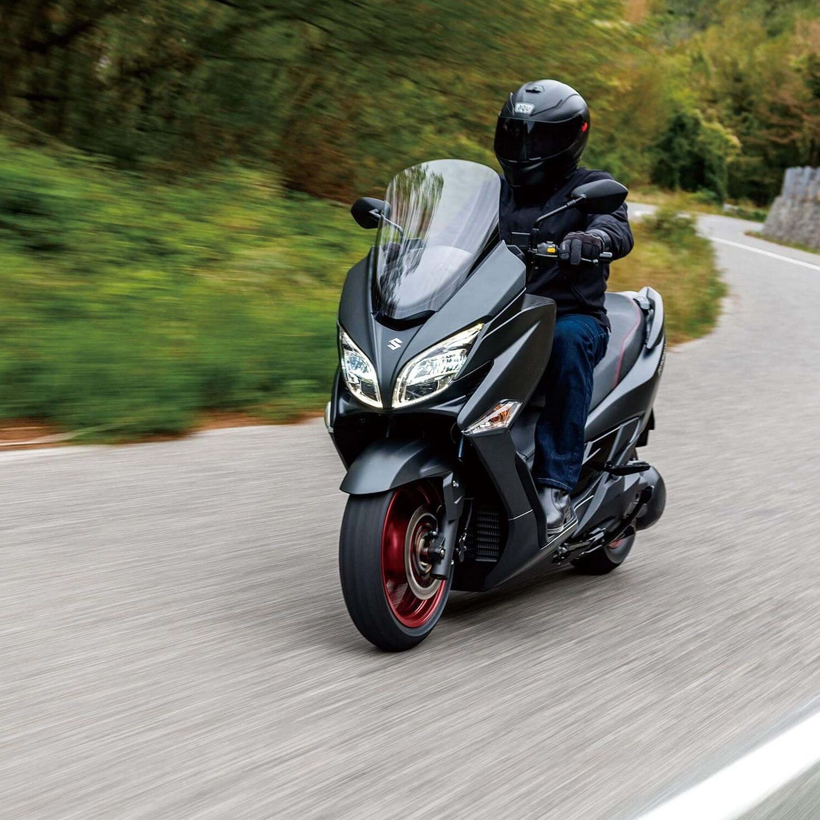 Suzuki Burgman 2019