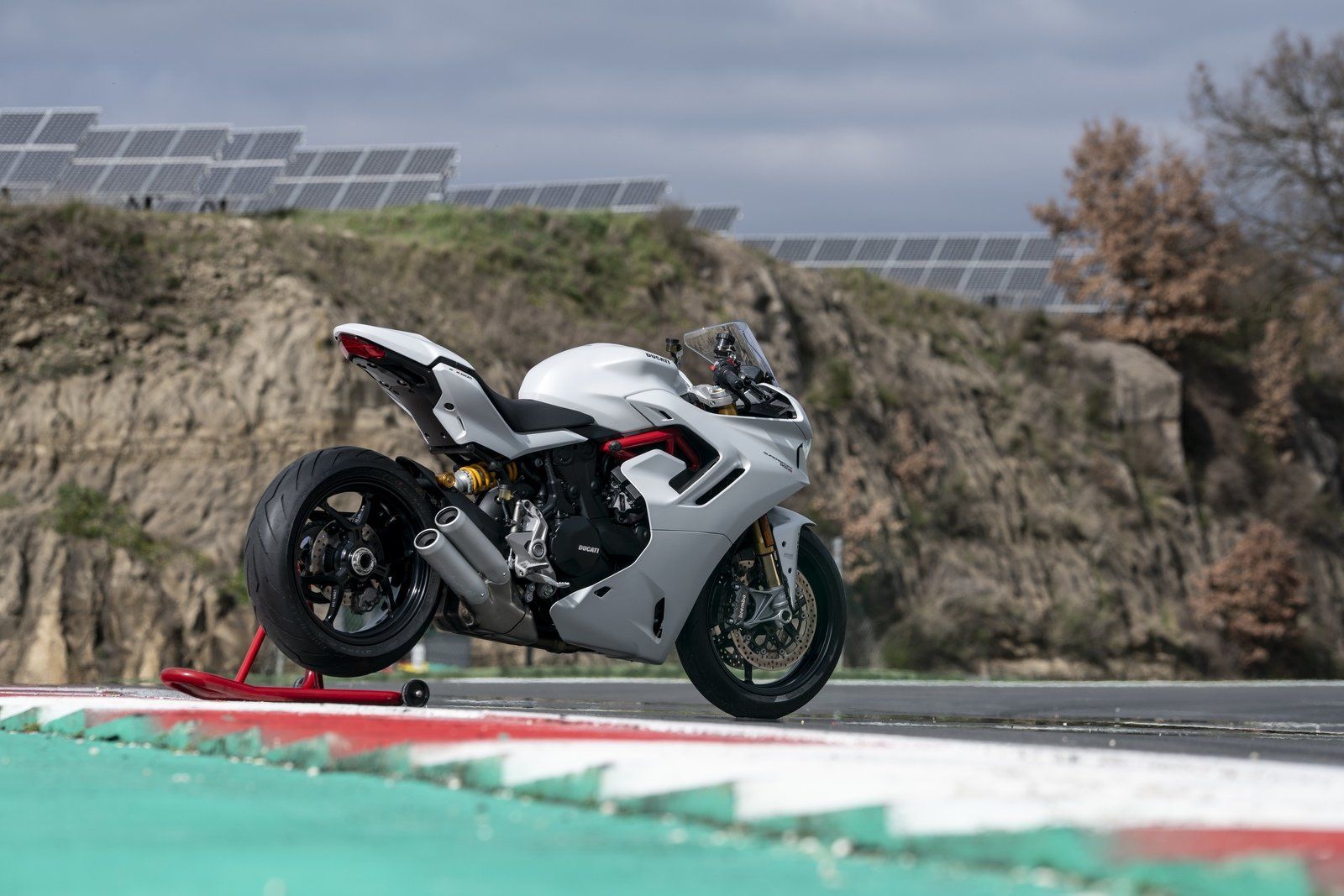 Ducati Supersport s 2021