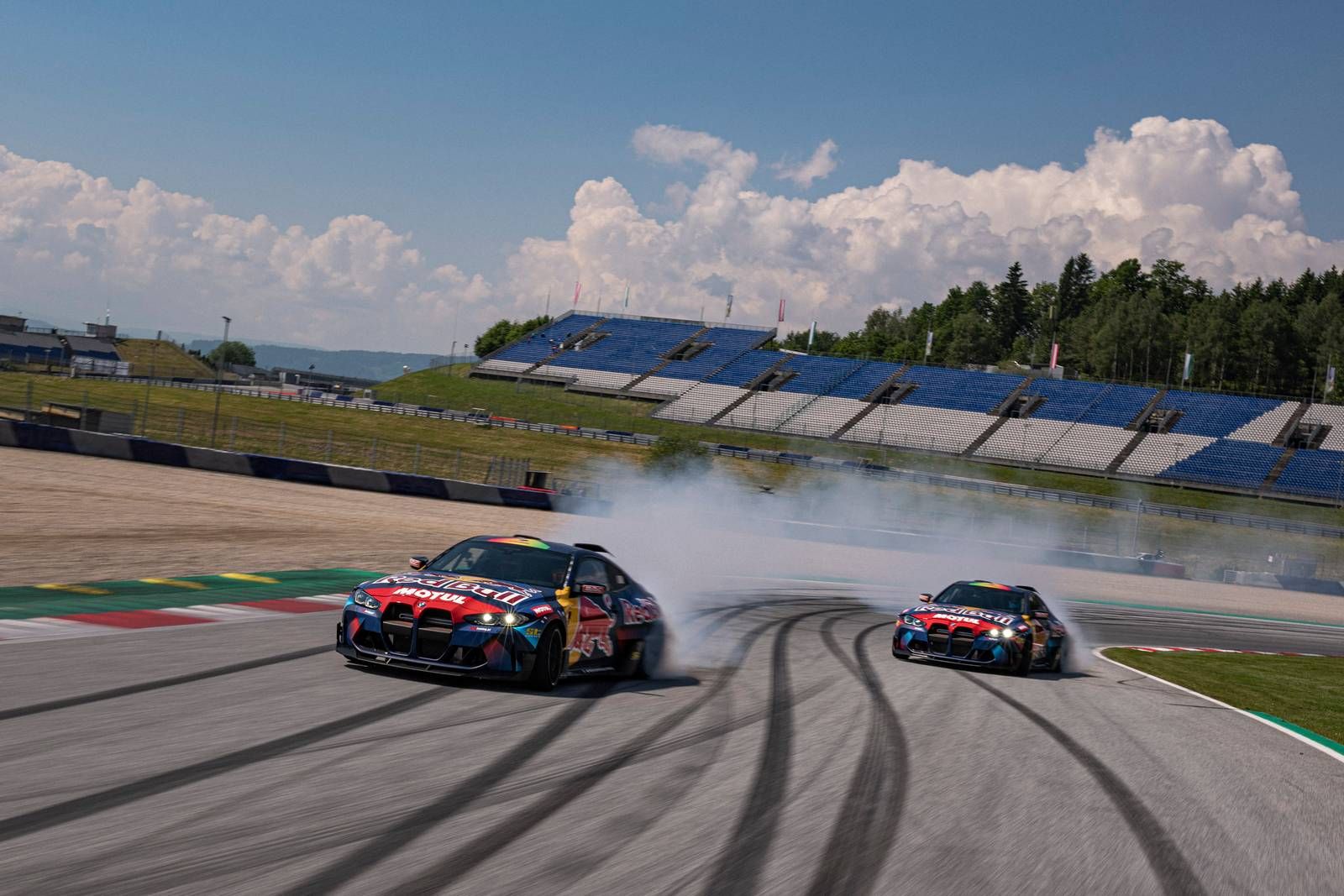 BMW m4 Red bull Drift