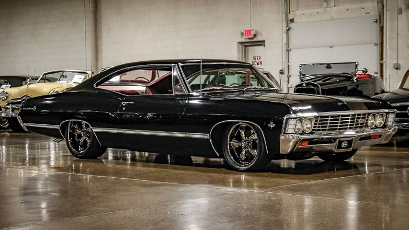 Шевроле импала блэк раша. Шевроле Импала 1967 черная. Форд Импала 1967. Chevrolet Impala Sport sedan Hardtop (1967). Impala 1967 Sport sedan.