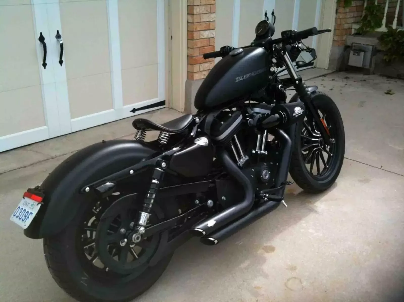 Харлей Sportster с высоким рулем