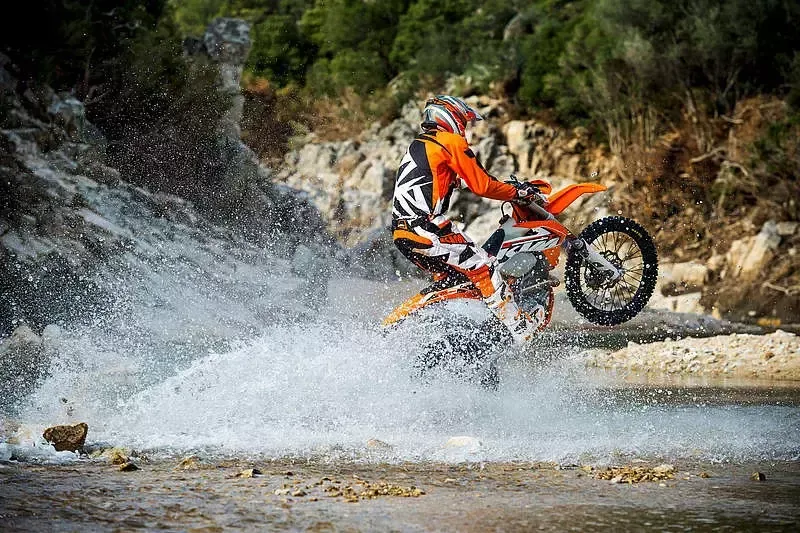 KTM SX 125 прыжки