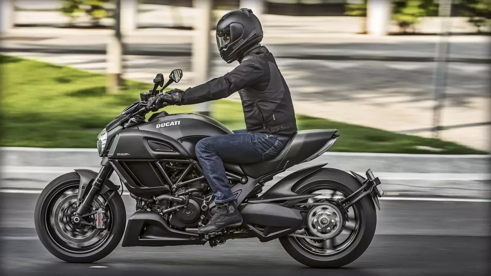 Ducati Diavel 1260 Carbon