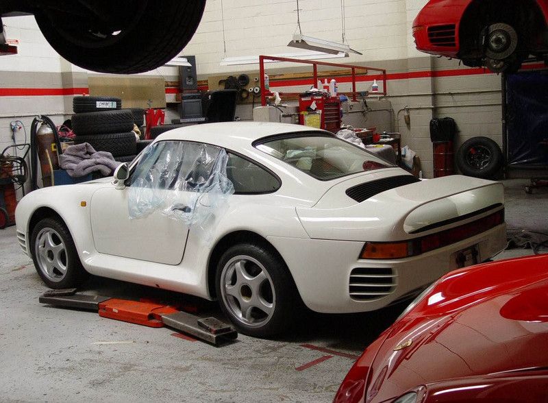 Here's Why Porsche will Bring back the 959 in 2019