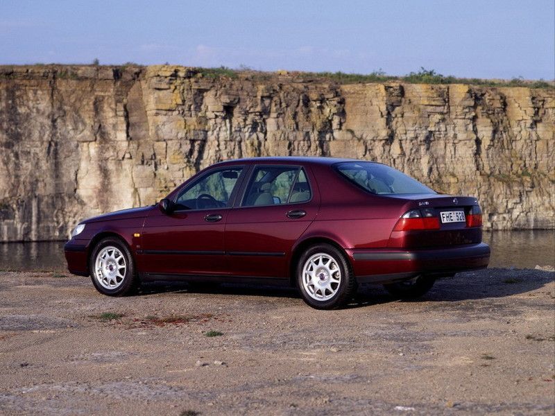 1999 Saab 9-5 Sedan