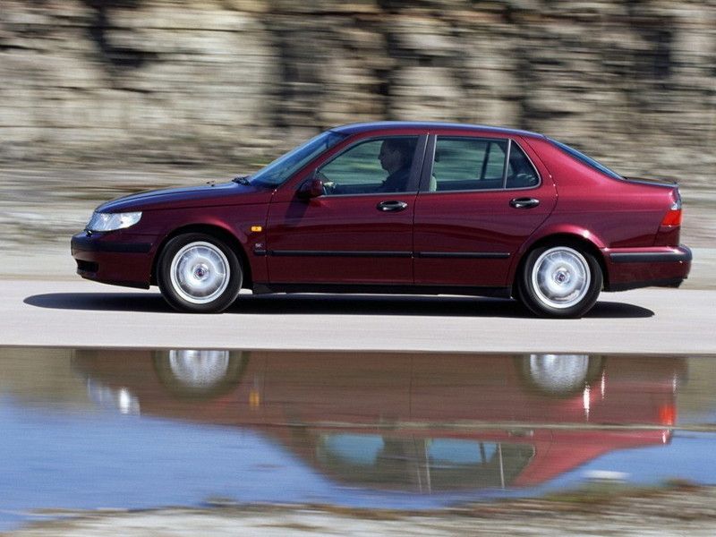 1999 Saab 9-5 Sedan