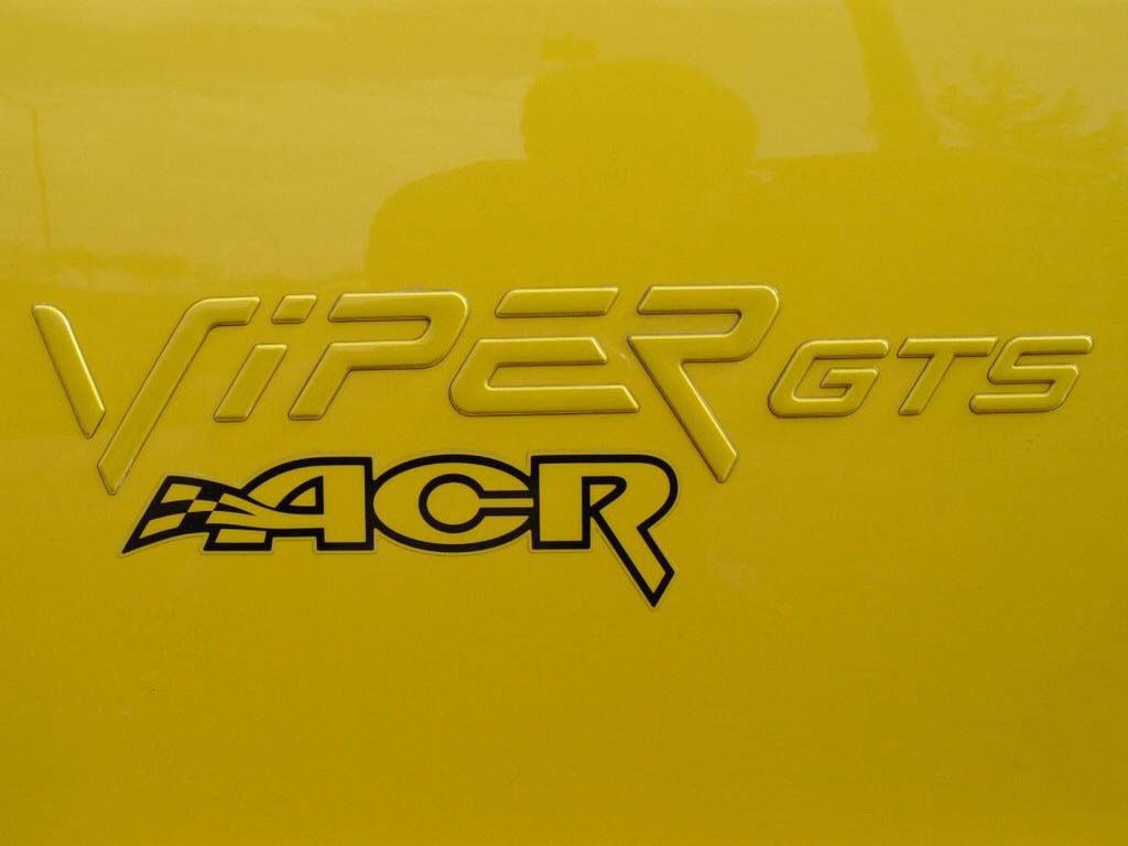 2000 Dodge Viper ACR
