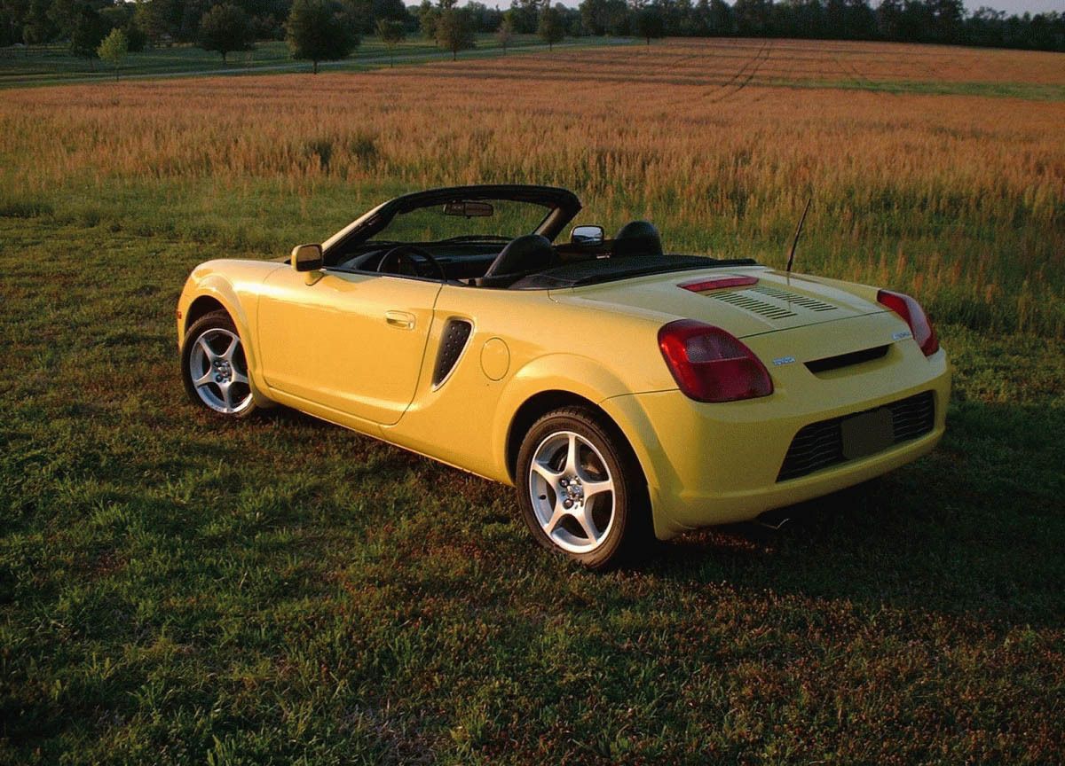 2000 - 2005 Toyota MR2 Spyder