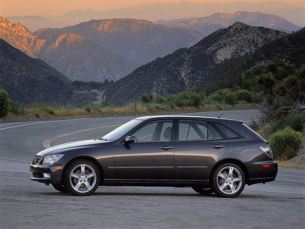 2002 Lexus IS 300 SportCross