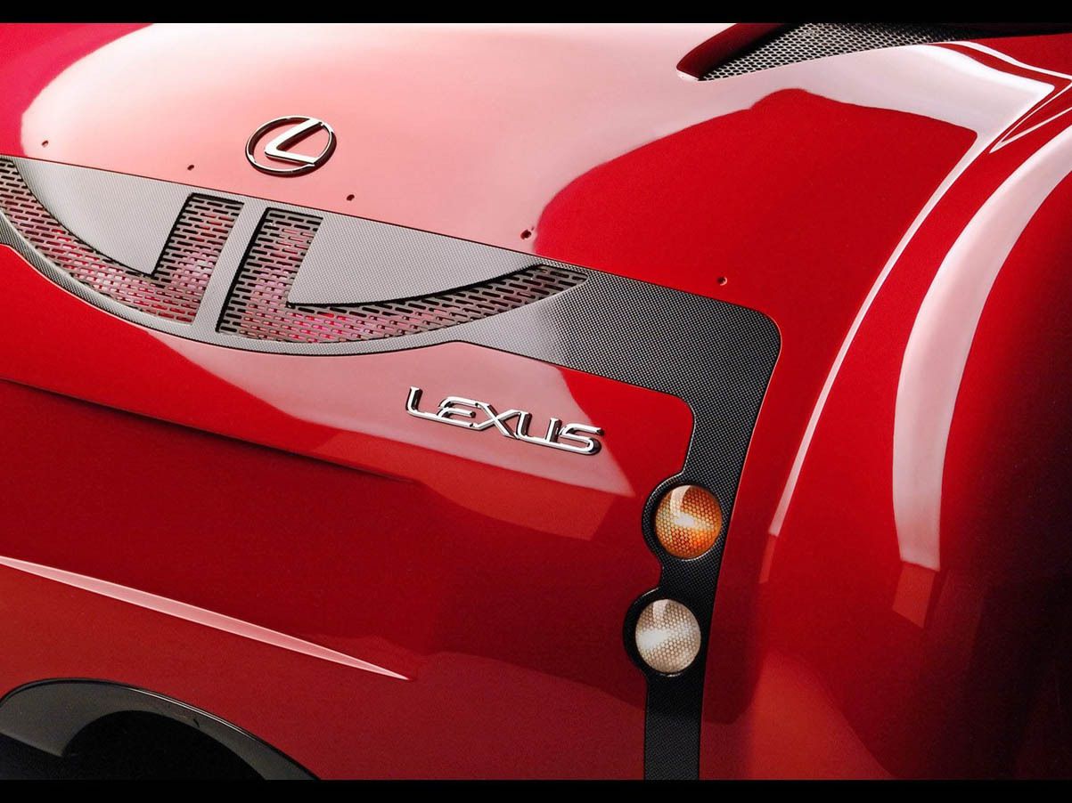 2002 Lexus Minority Report