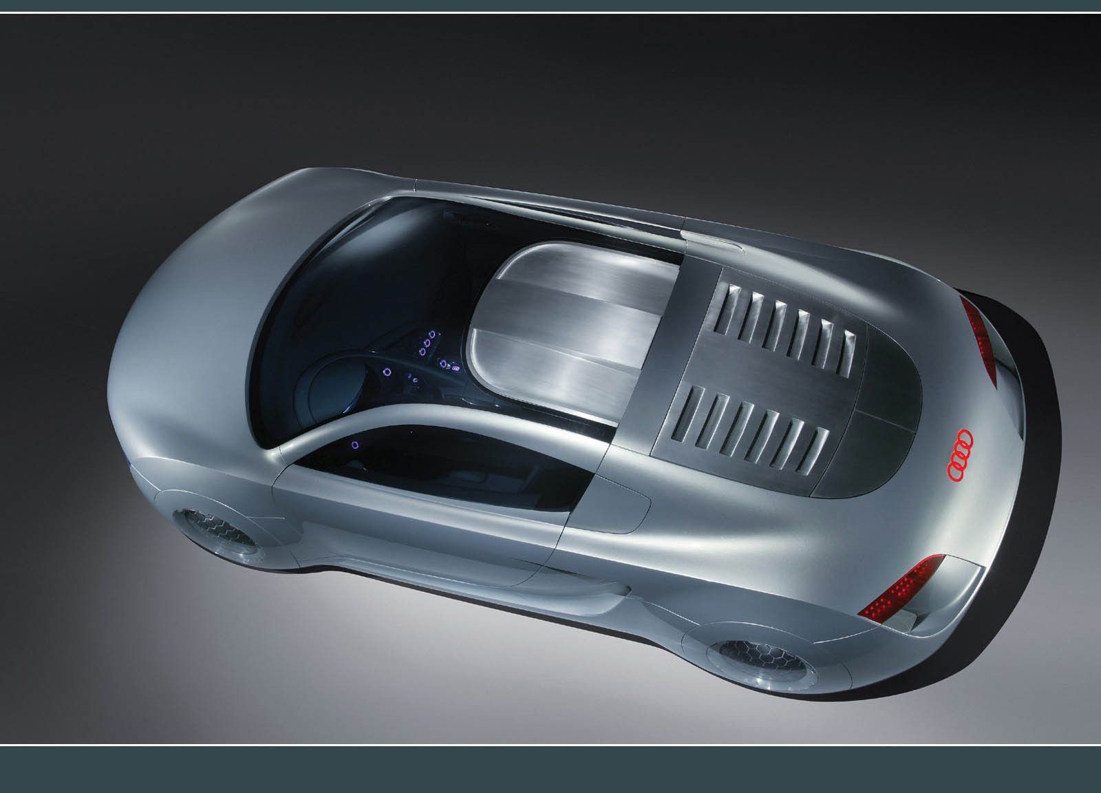 2004 Audi RSQ Concept