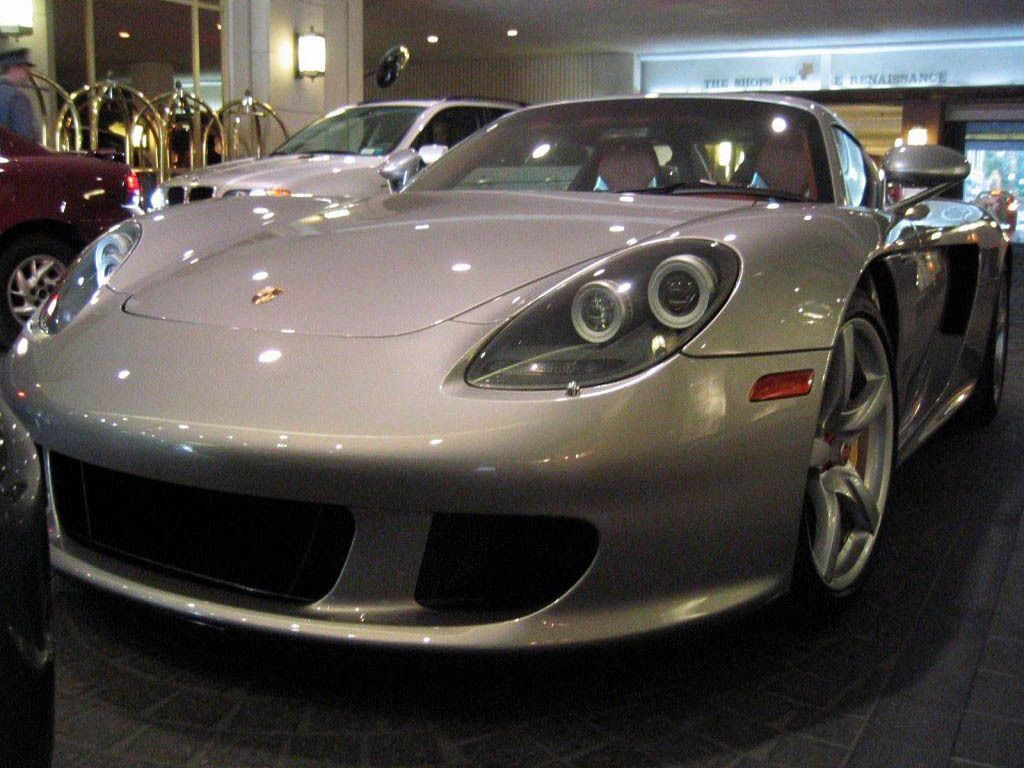 2004 - 2007 Porsche Carrera GT