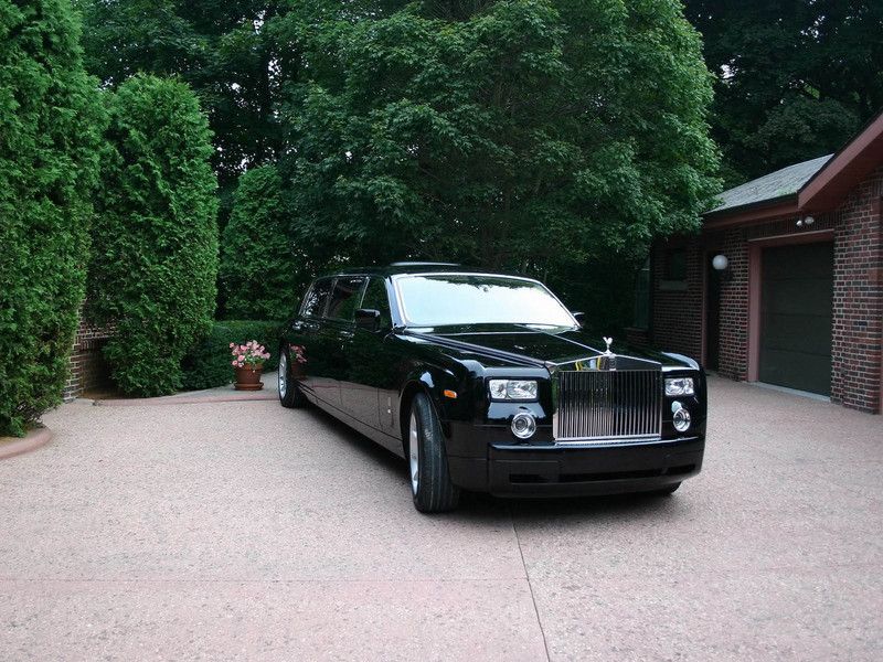 2004 Rolls-Royce Phantom Black Tie