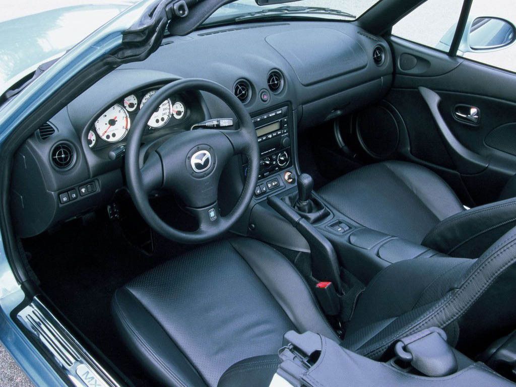 2005 Mazda MX-5 Miata