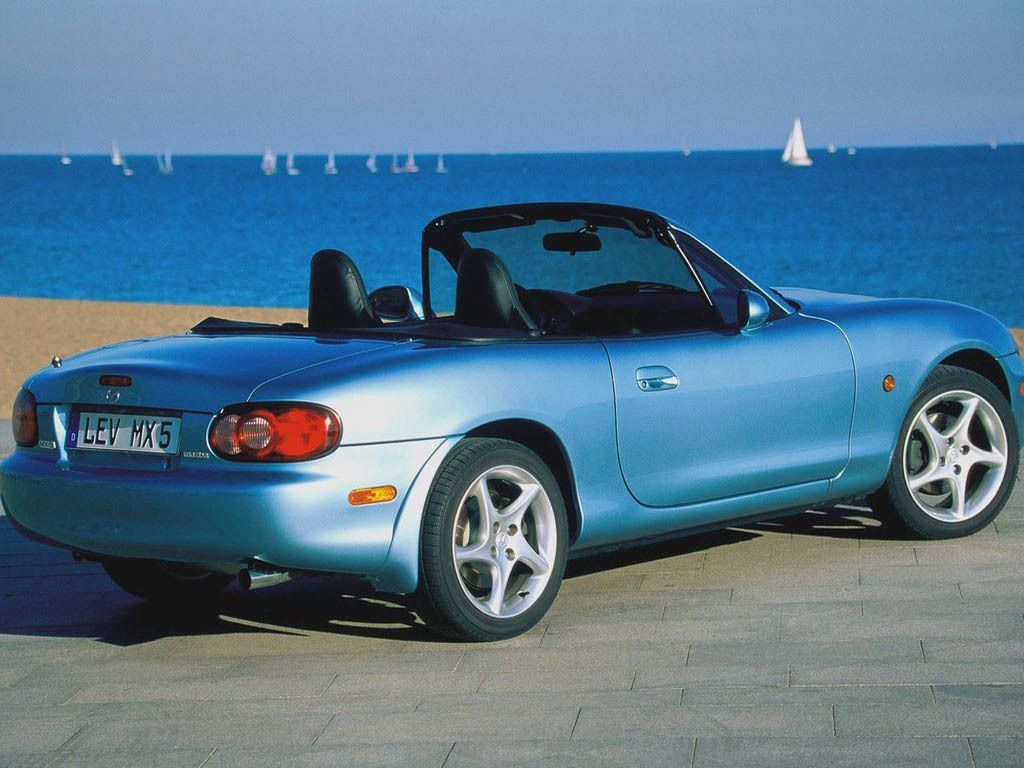 2005 Mazda MX-5 Miata