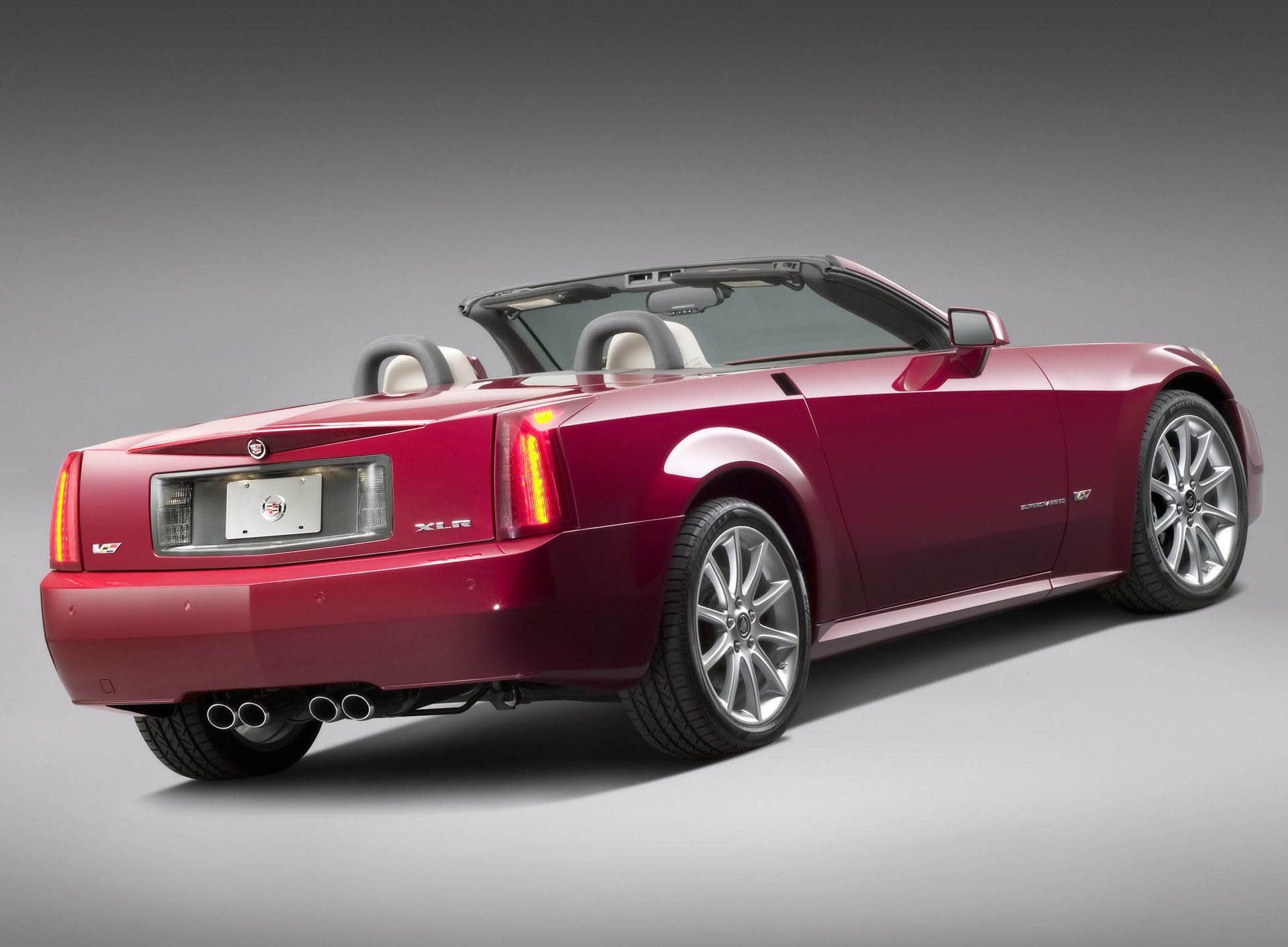 2004 - 2009 Cadillac XLR