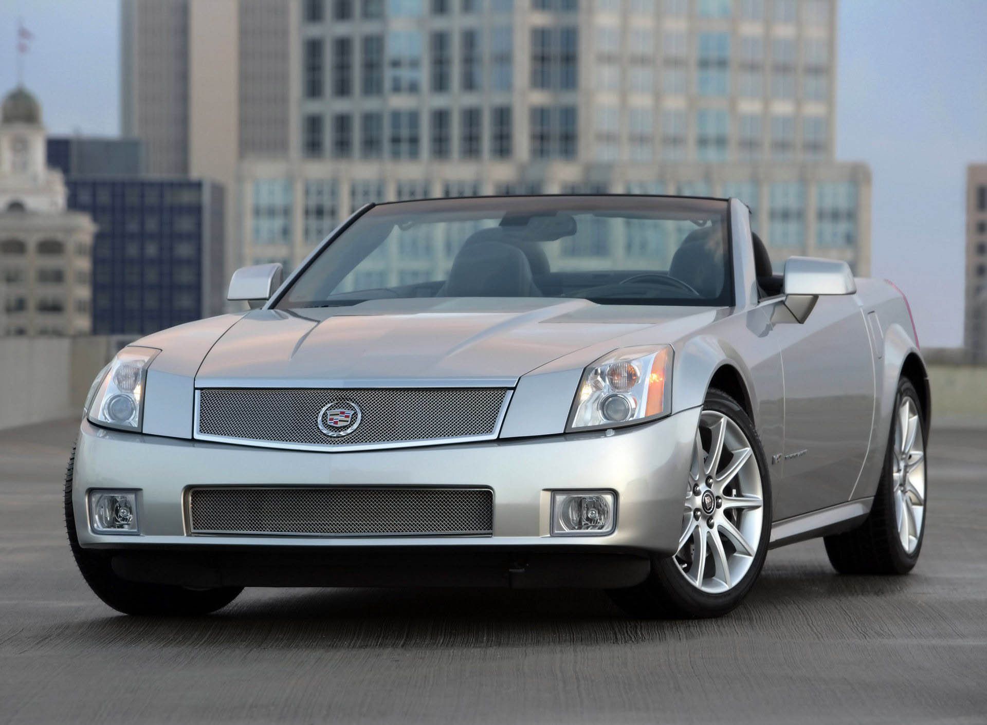 2004 - 2009 Cadillac XLR