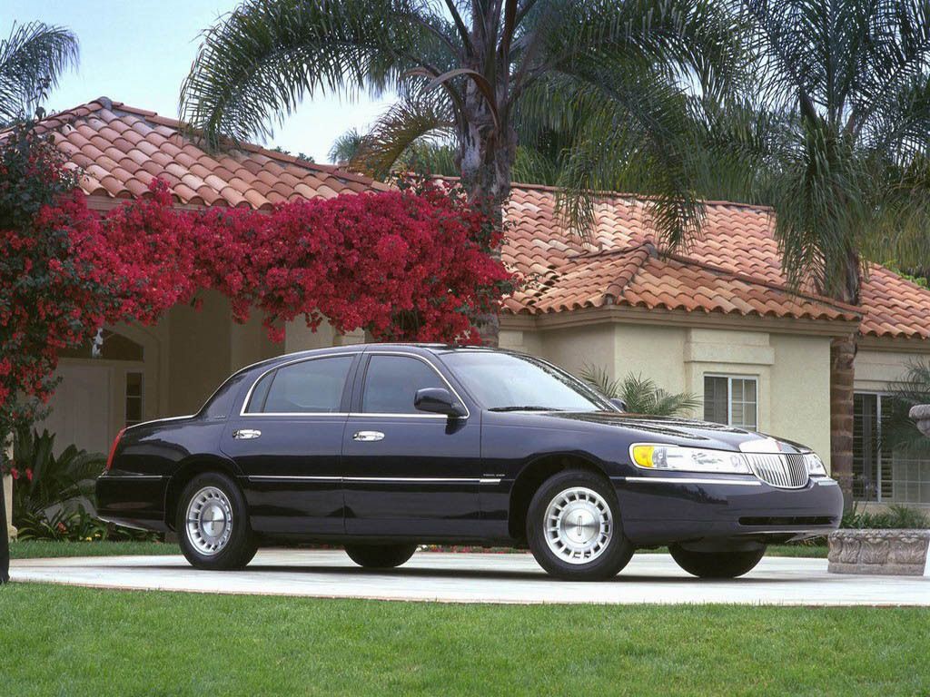 2006 Lincoln Town Car