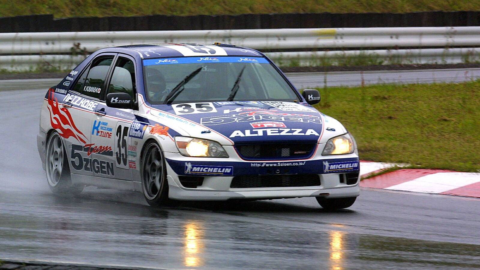 1999 Toyota Altezza