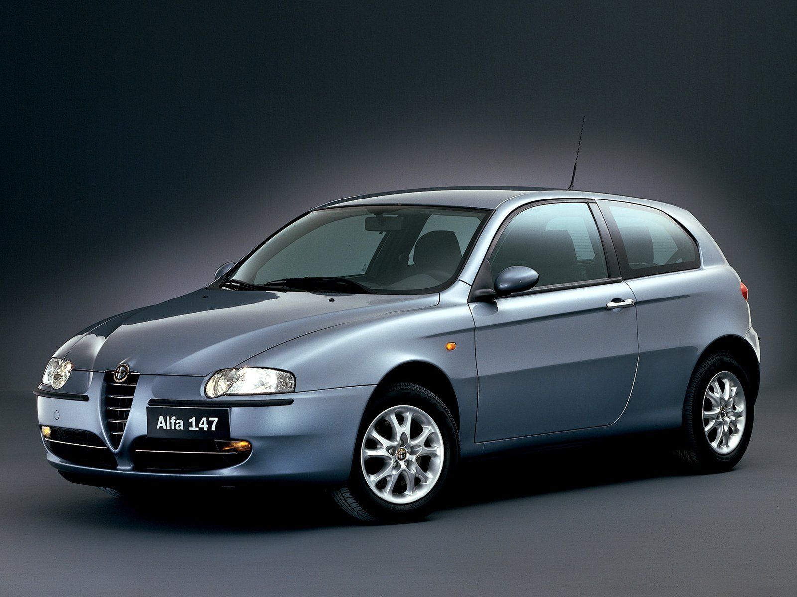 2000 - 2004 Alpha-Romeo 147