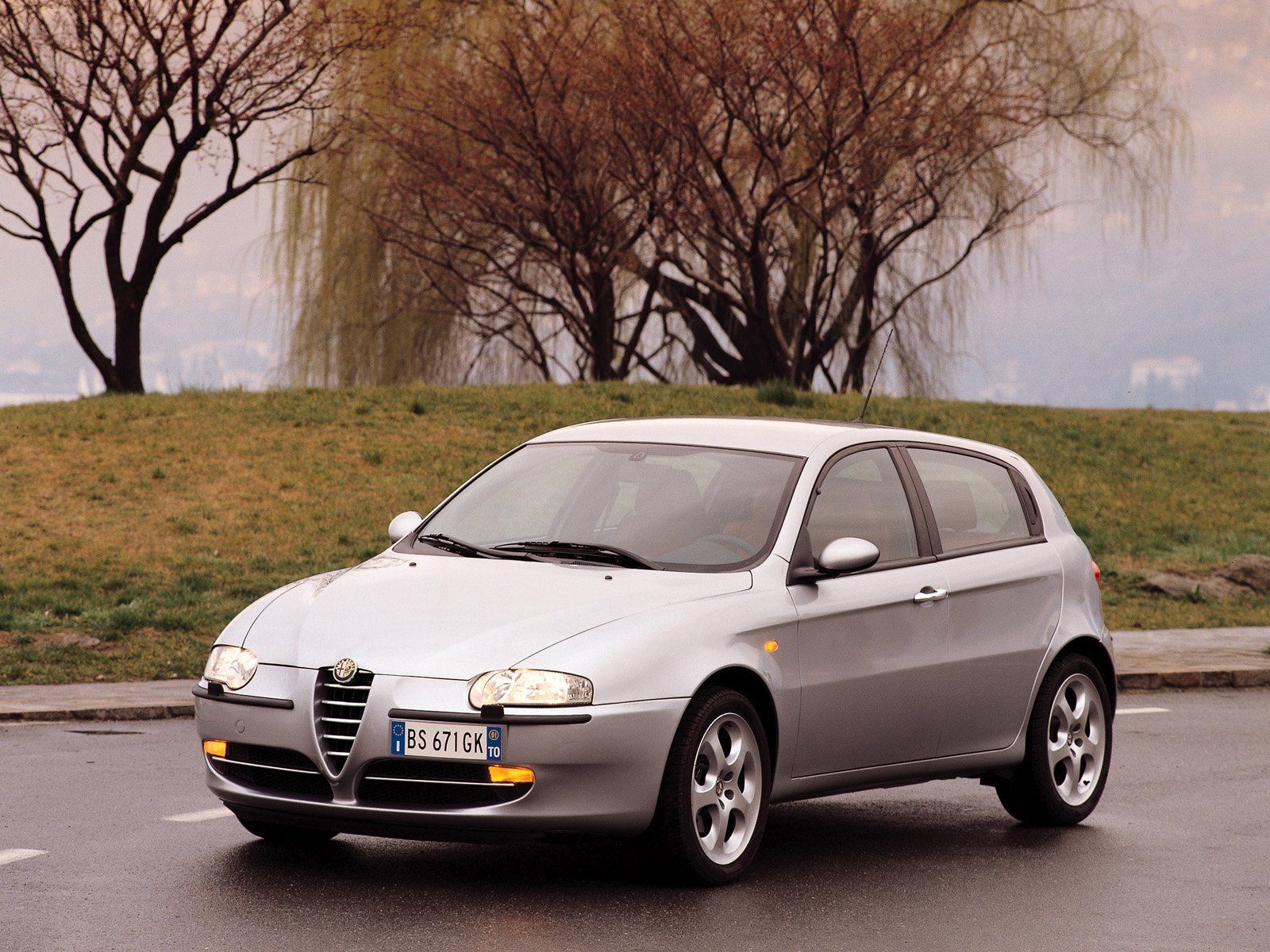 2000 - 2004 Alpha-Romeo 147