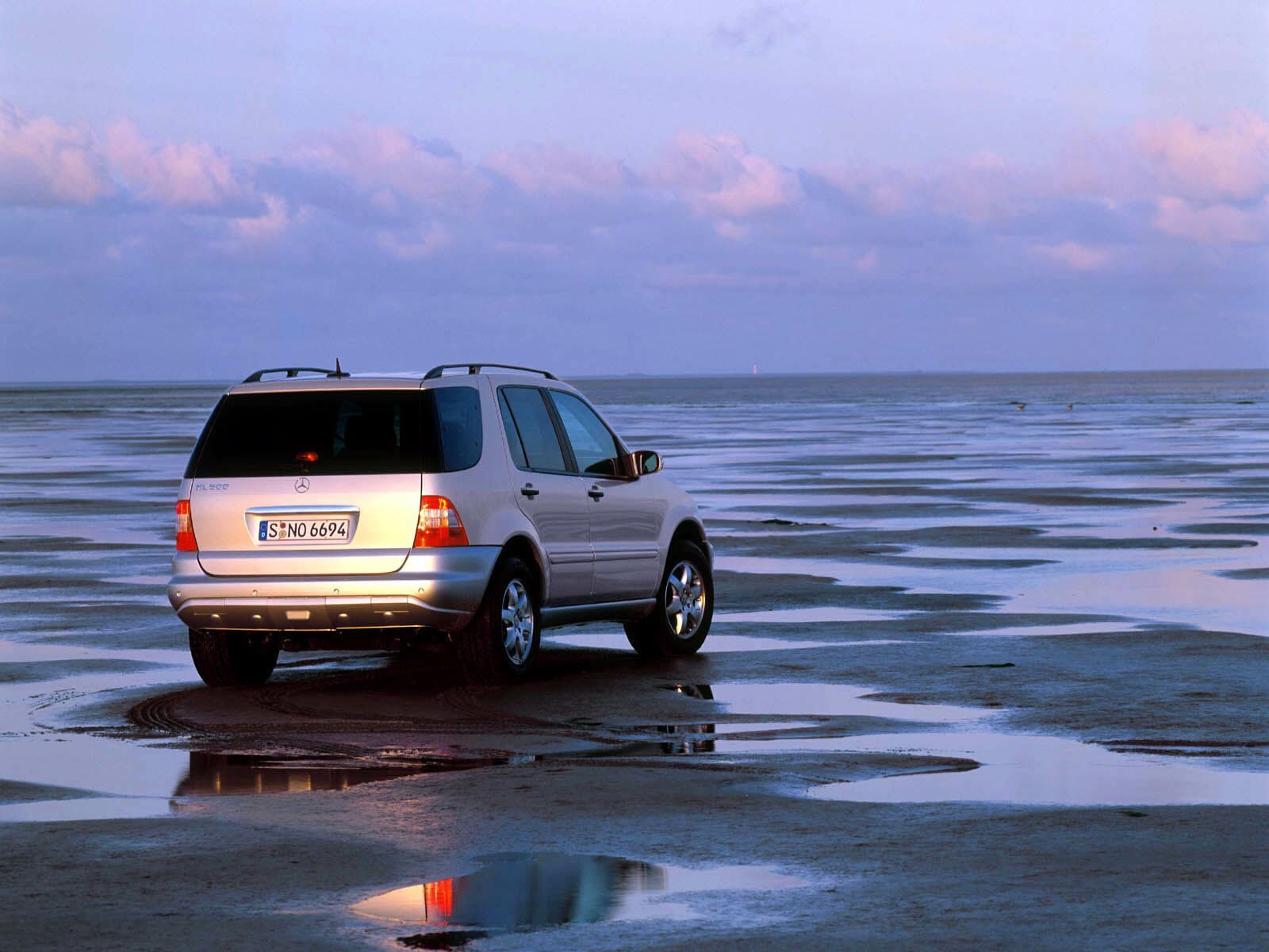 2000 Mercedes M-Class