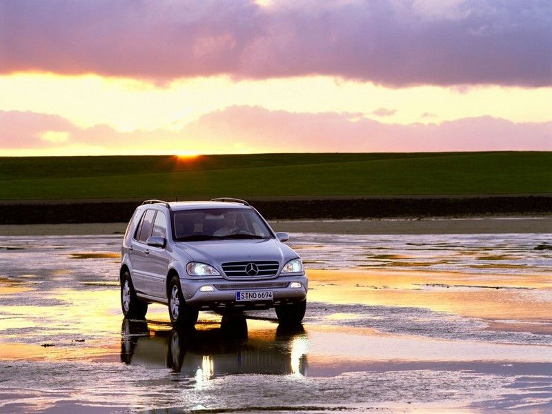 2000 Mercedes M-Class