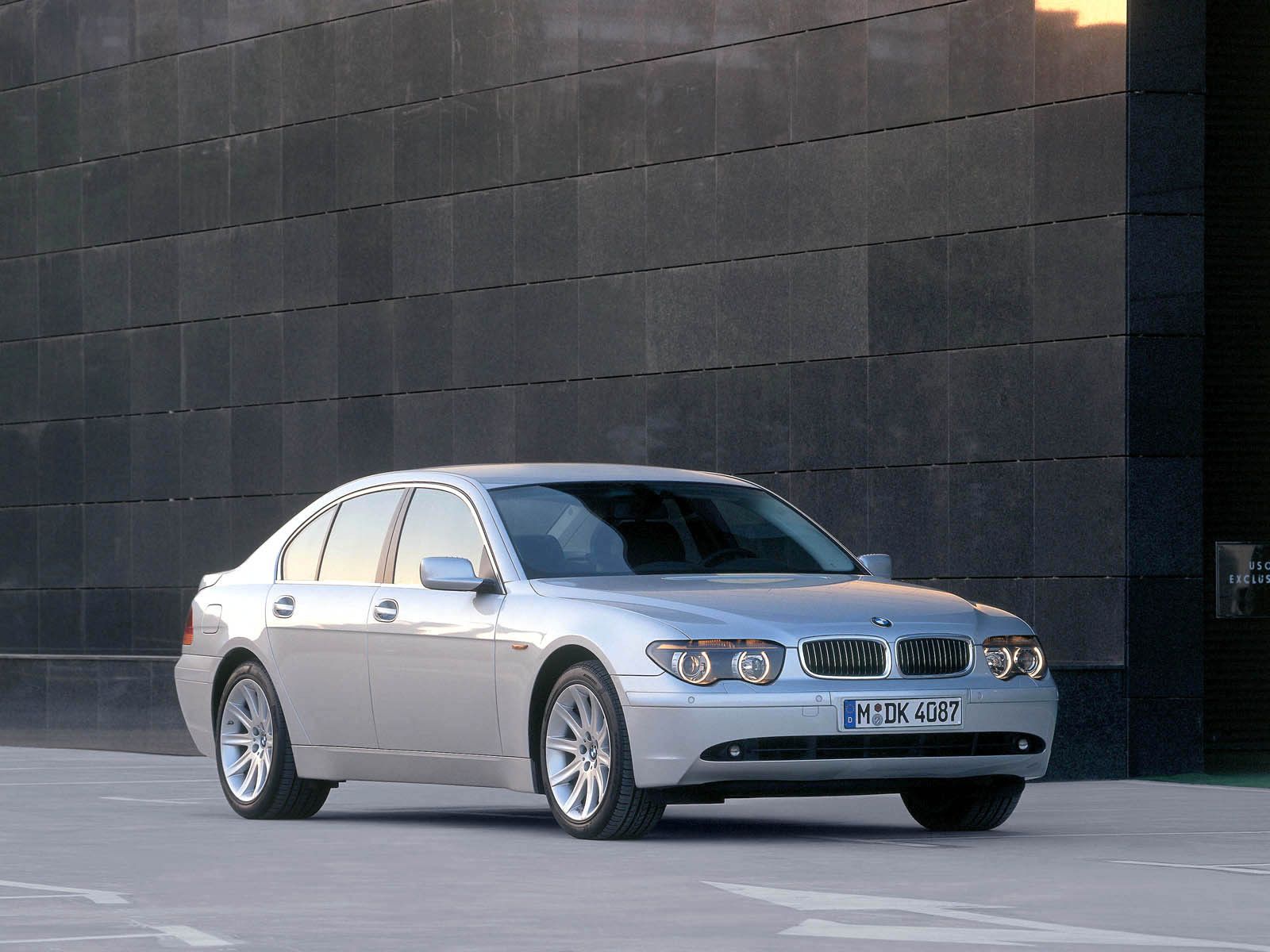 2002 BMW E66