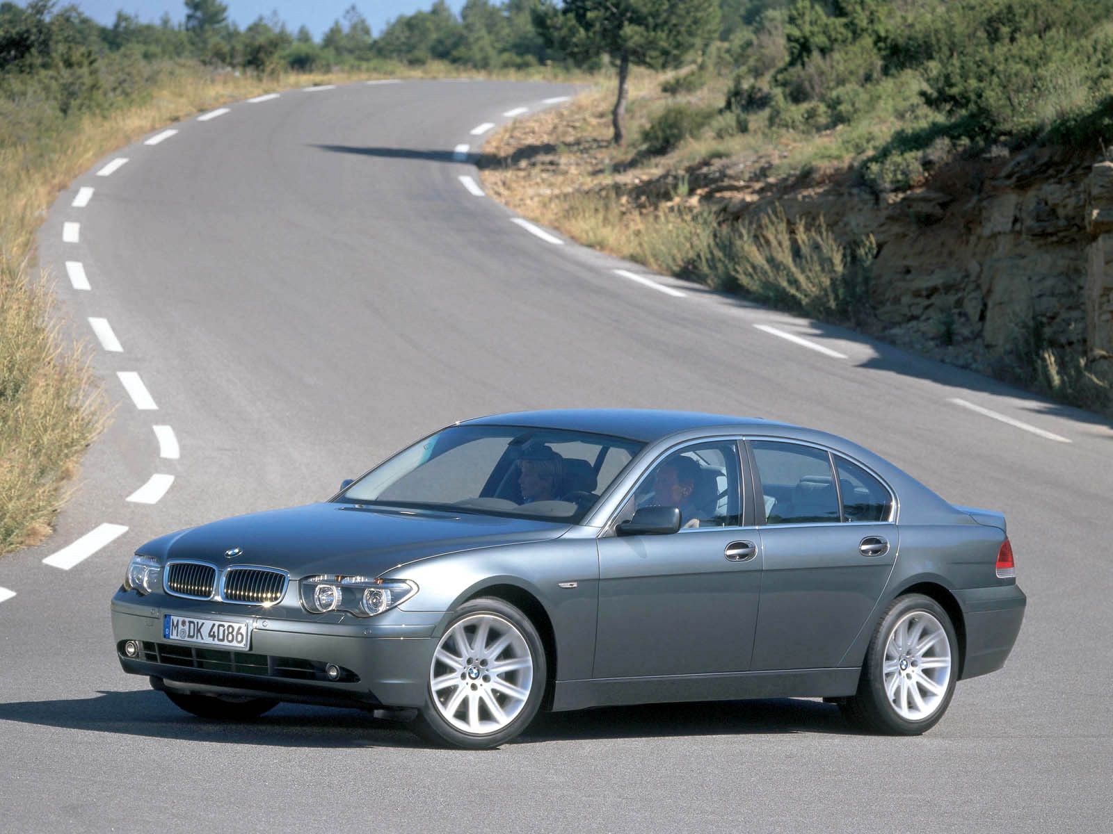2002 BMW E66