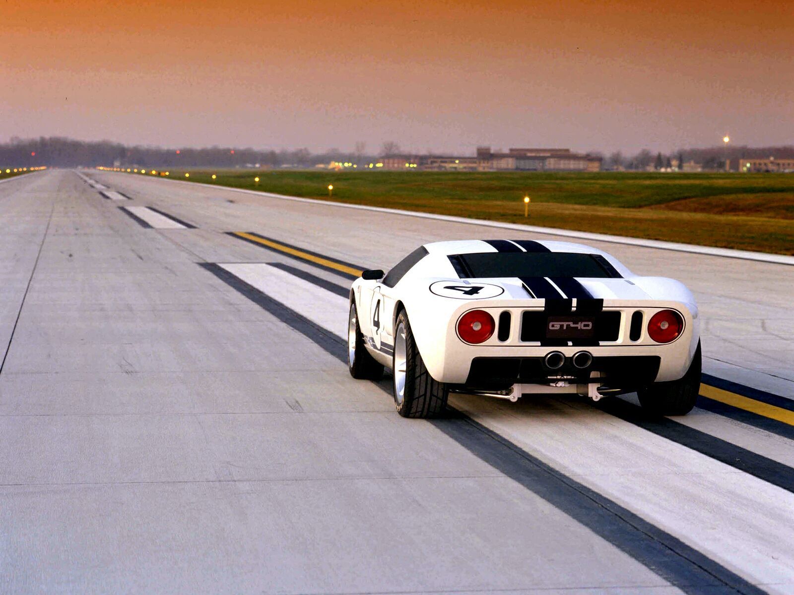 2002 Ford GT40