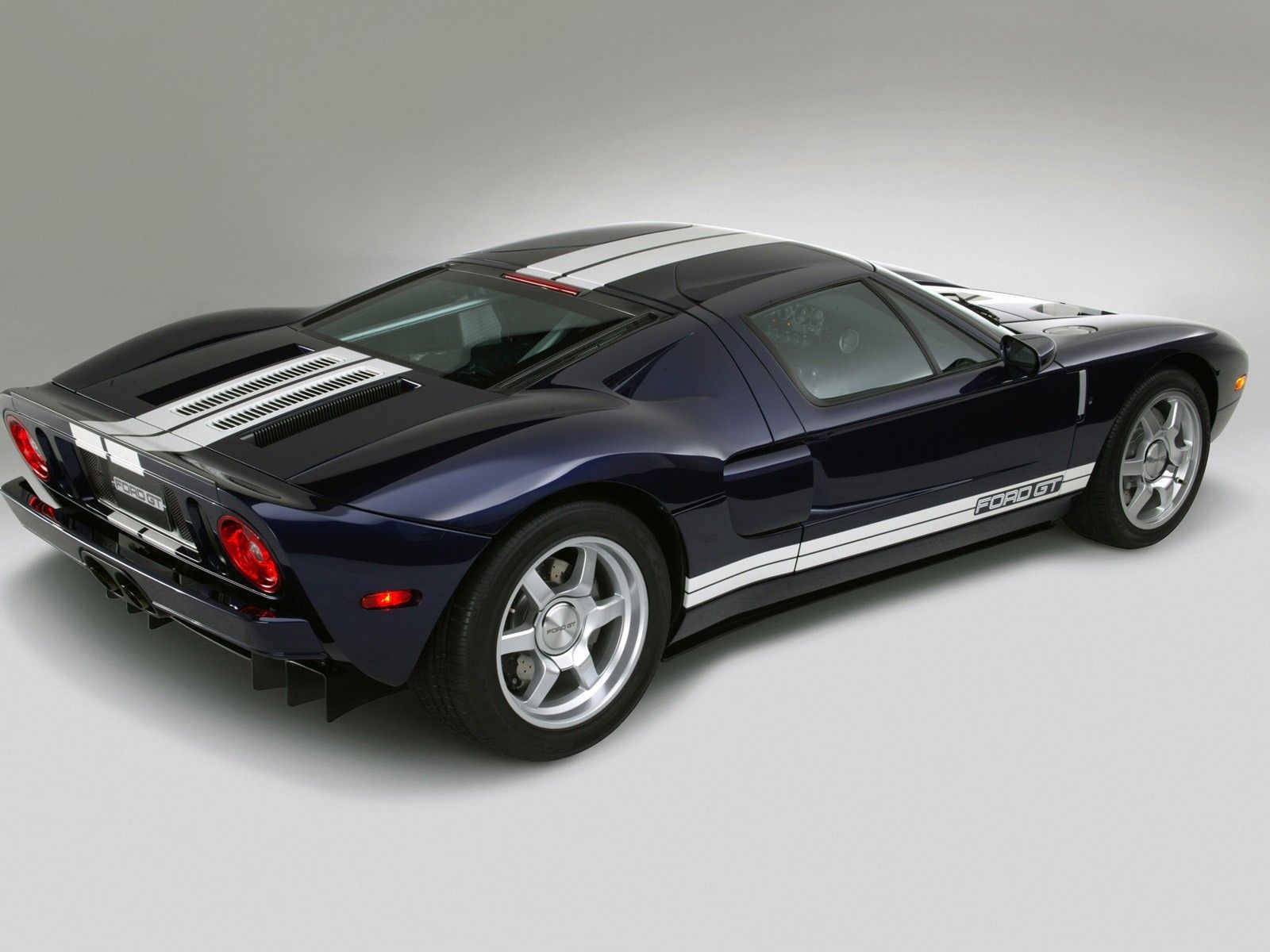 2002 Ford GT40