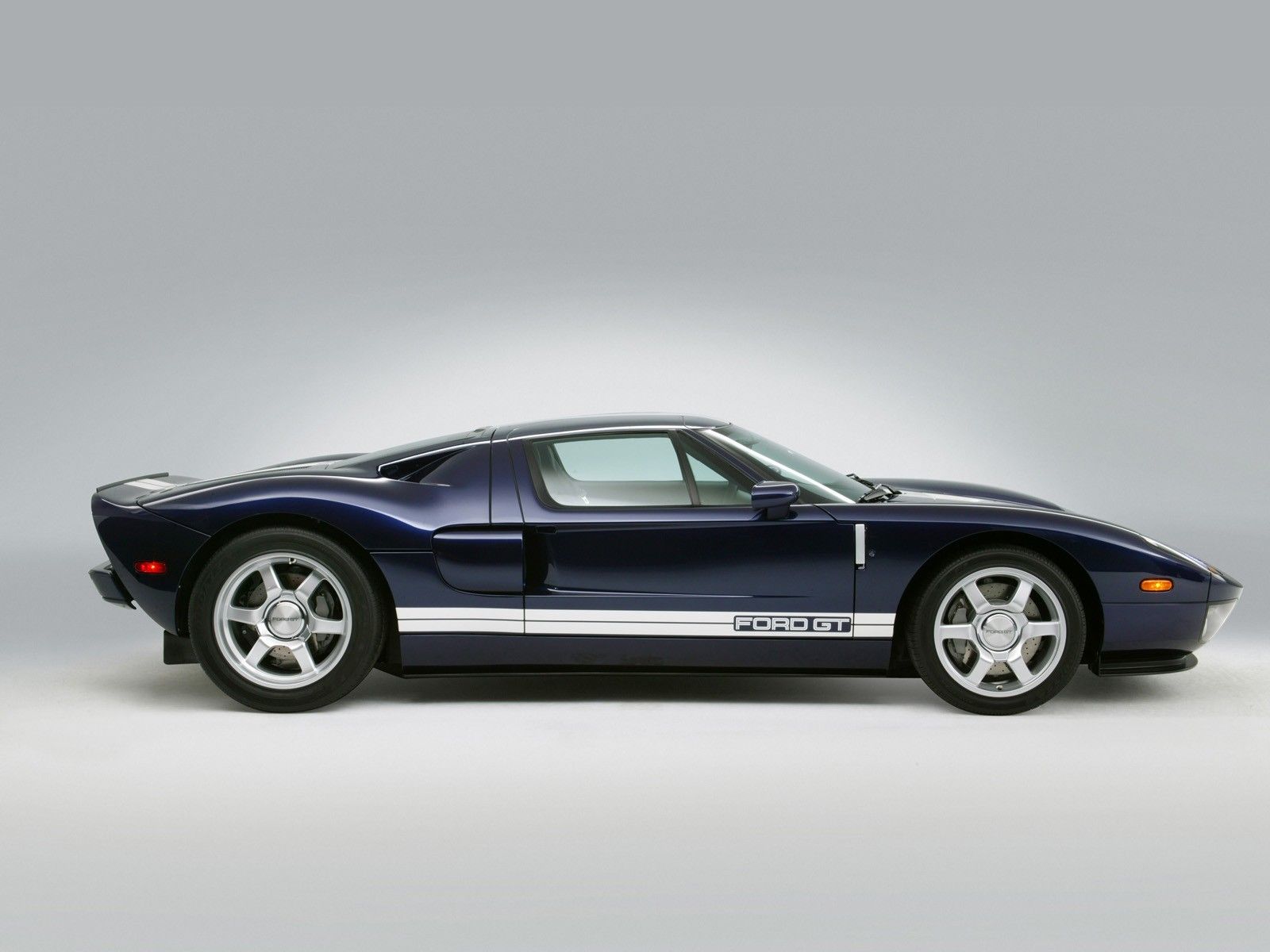 2002 Ford GT40