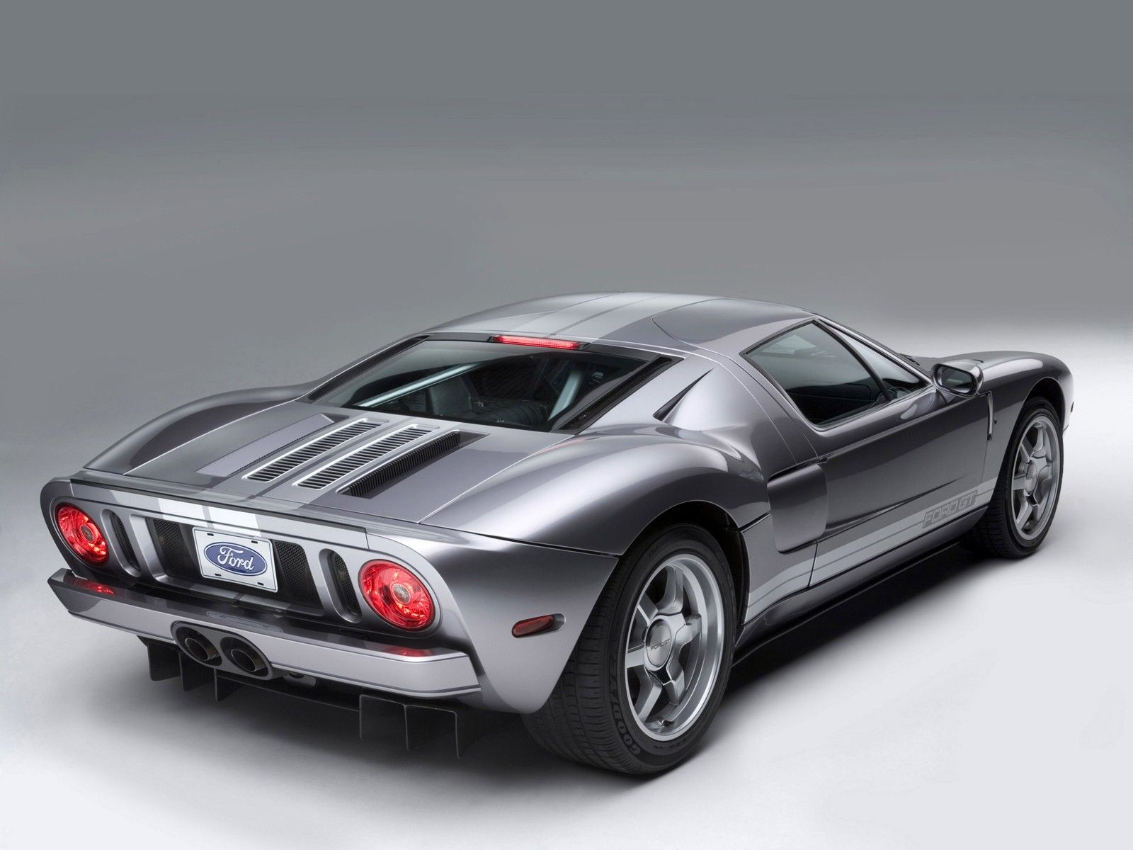 2002 Ford GT40