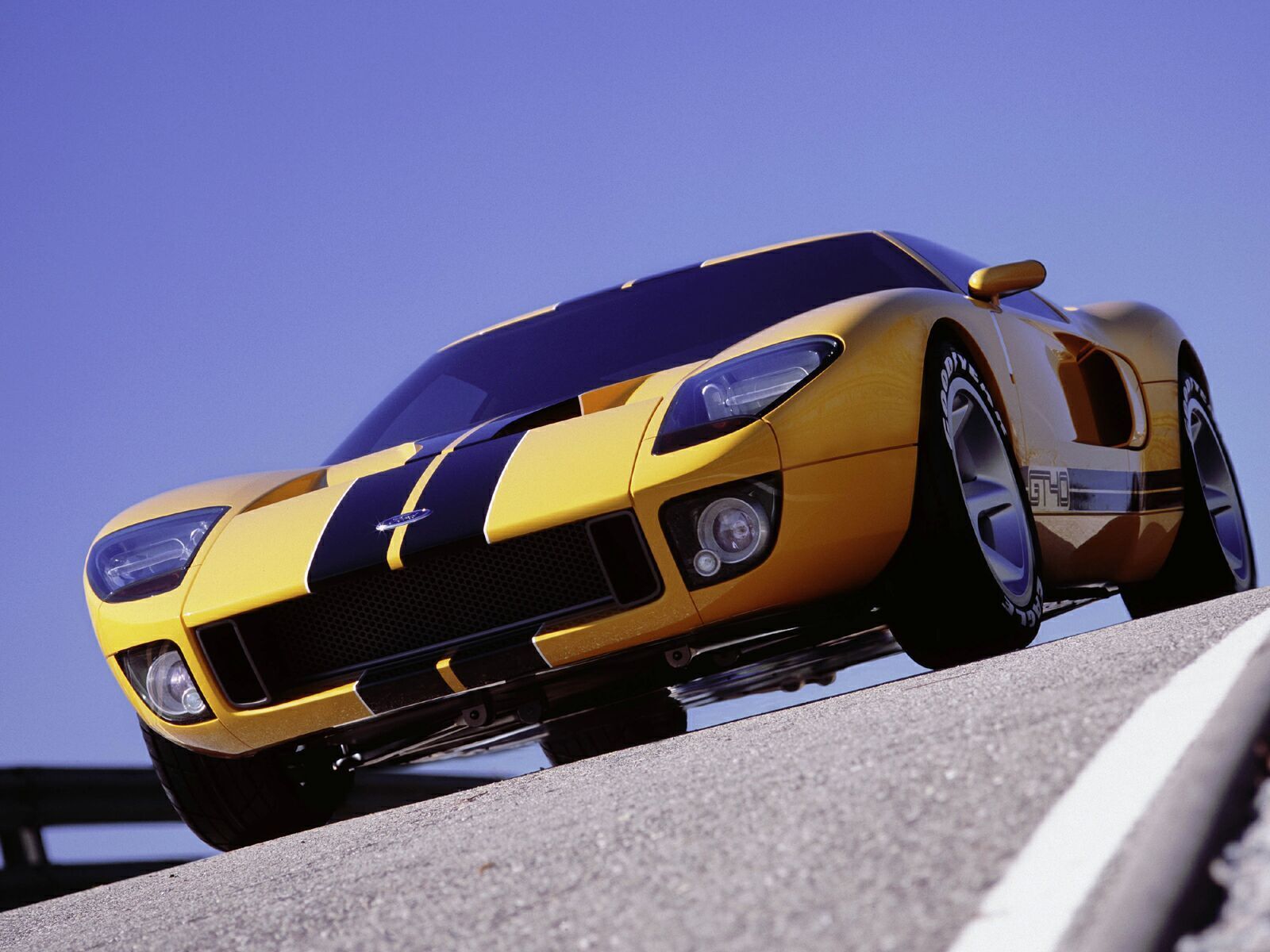 2002 Ford GT40