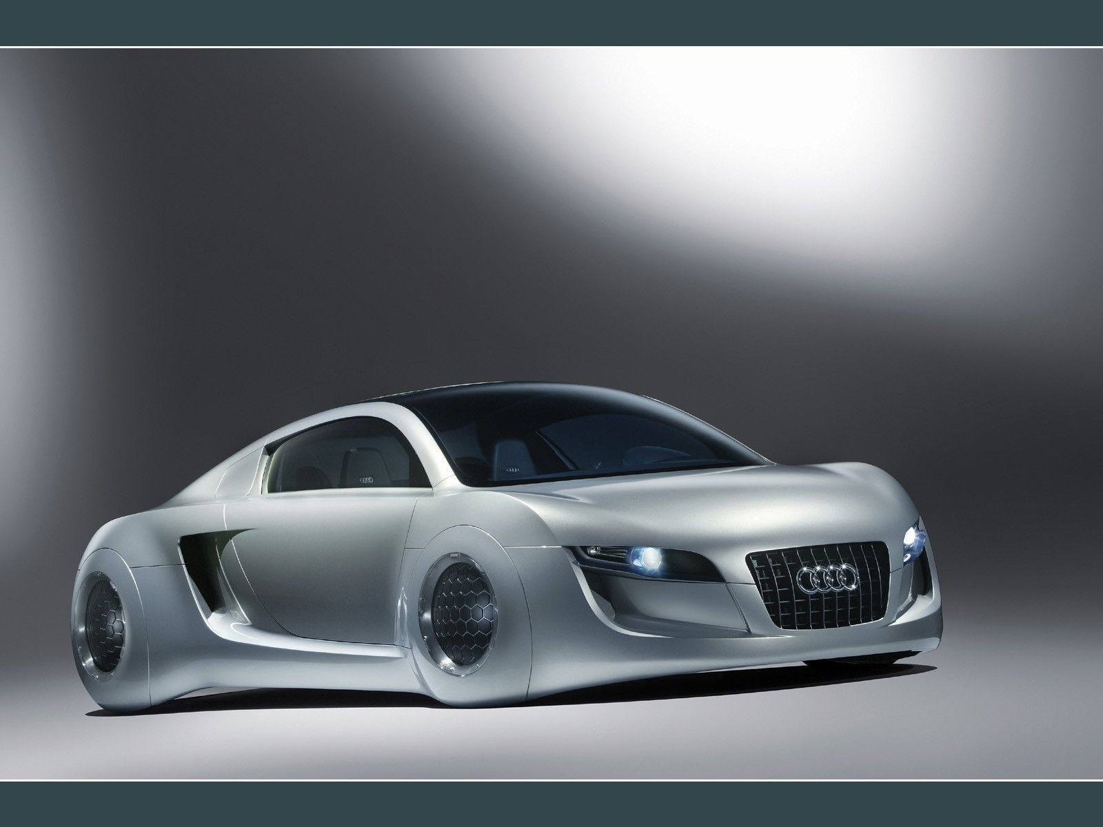 2004 Audi RSQ Concept