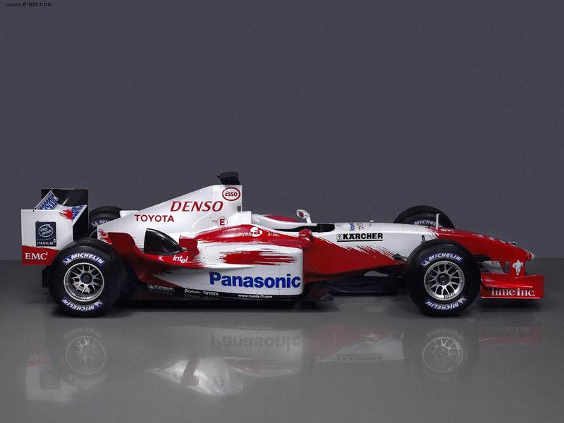 2004 Toyota TF104