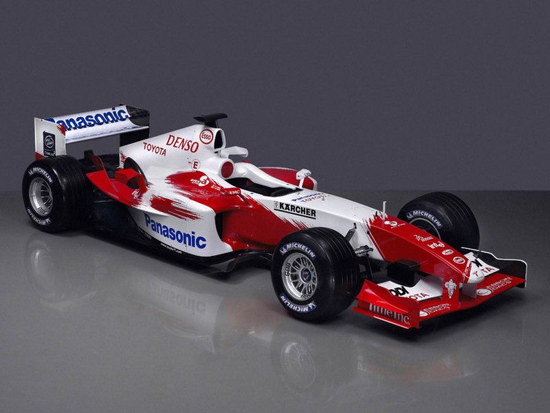 2004 Toyota TF104