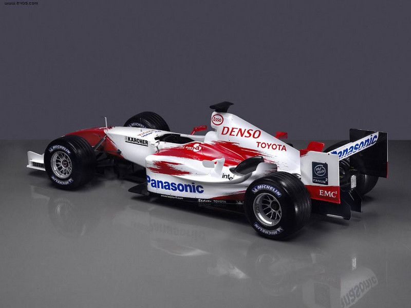 2004 Toyota TF104