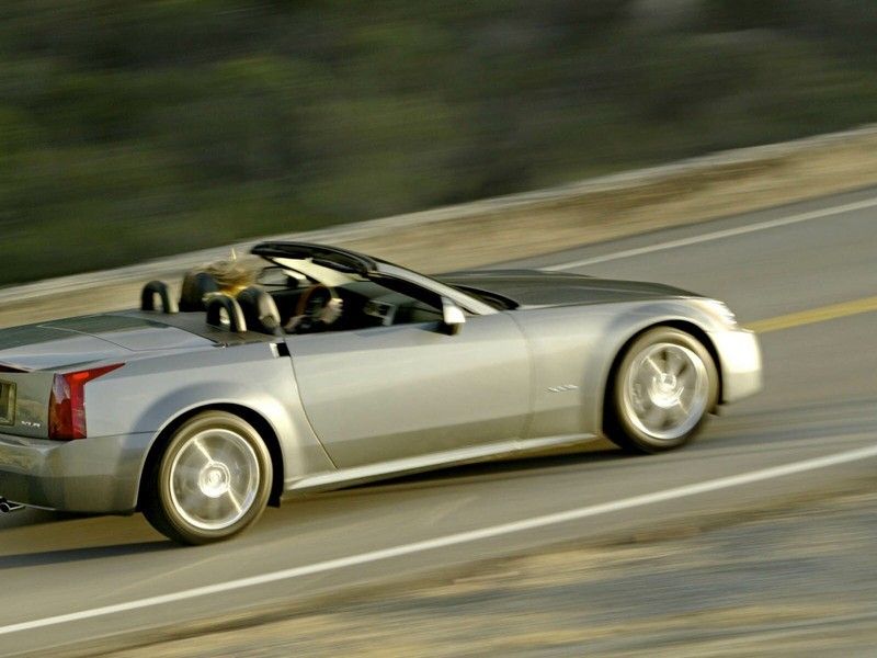 2004 - 2009 Cadillac XLR