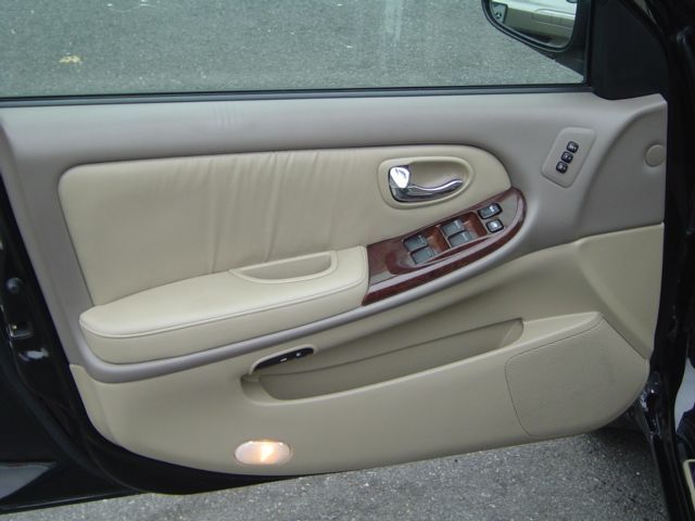 1995 - 2001 Infiniti I30